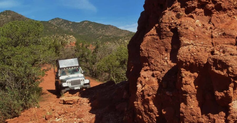 Colorado Jeep Tours – Red Canyon Half-Day Tour