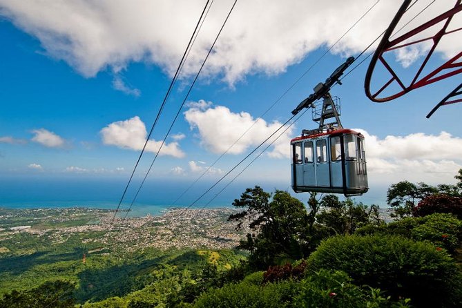 Comfotable Taxi - City Tour Puerto Plata