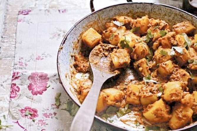 Cooking Class With Lunch or Dinner at Dera Mandawa - Jaipur