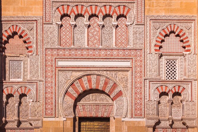 Córdoba Scavenger Hunt and City Highlights Walking Tour - Tour Highlights