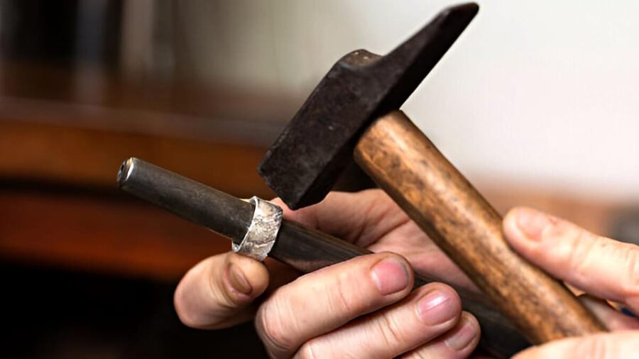 Create Your Silver Masterpiece: Balis Artistry Workshop