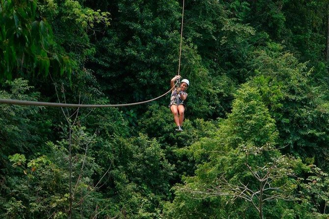 Crocodiles Safari & Zipline Adventure – Private Sightseeing Tours