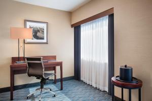 Crowne Plaza Hotel Los Angeles Harbor, an IHG Hotel - Hotel Overview and Location