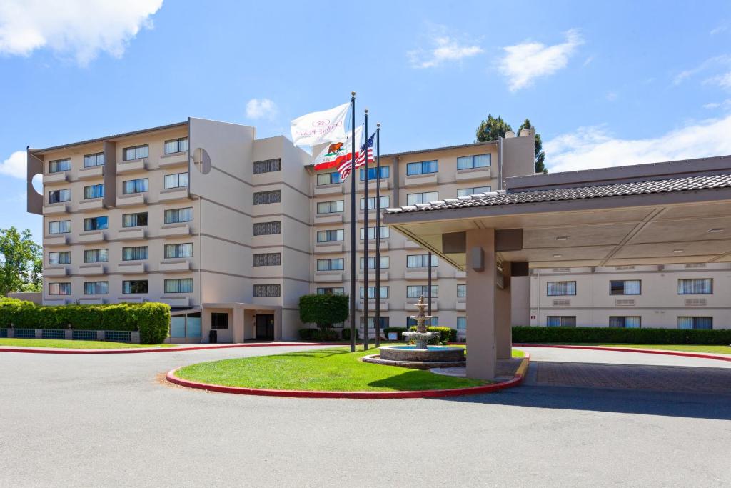 Crowne Plaza Silicon Valley North – Union City, an IHG Hotel Review