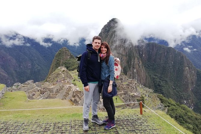 Cusco 03 Days Tour: Humantay Lake, Machu Picchu by Train and Rainbow Mountain - Tour Package Overview