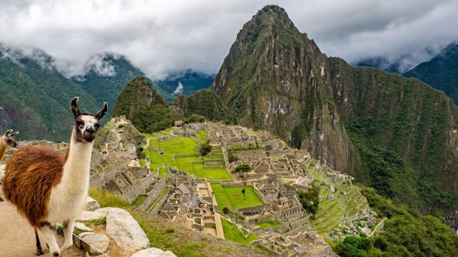 Cusco: 7 Days Touring the Cusco Region Includes 2 Star Hotel