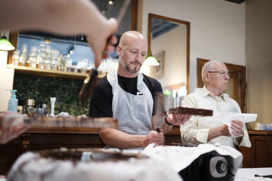 Cusco: Chocolate Workshop With the Best Local Organic Cacao - Convenient Meeting Location