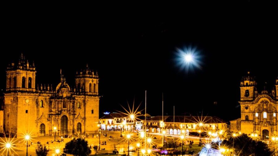 Cusco: Legends and History Night Tour With Pisco Sour