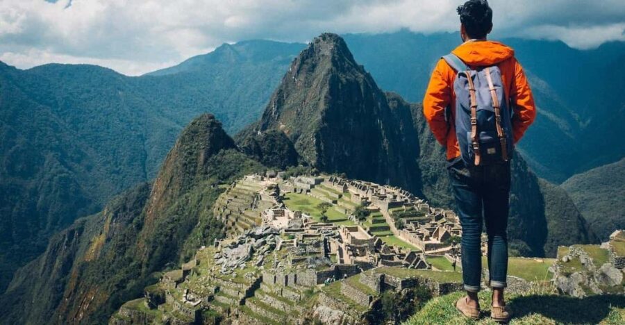 Cusco: Machu Picchu Adventure and Rainbow Mountain 2 Days
