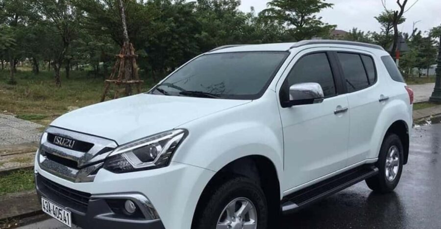 Da Nang: Airport Transfer to Ba Na Hills- Golden Bridge