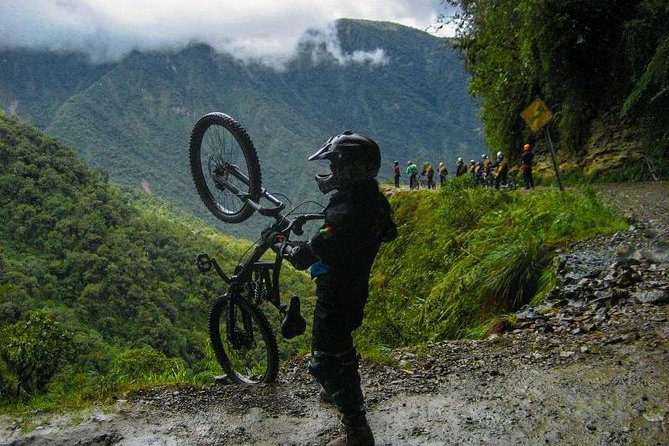 Death Road by Bike -Full Suspension-