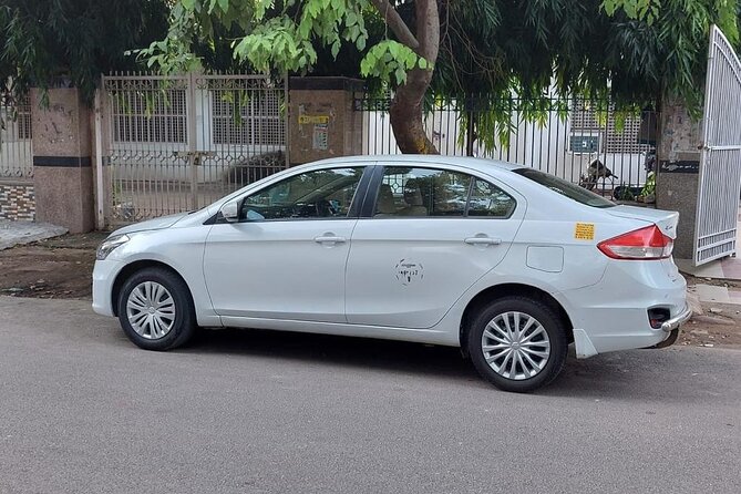 Delhi Airport to New Delhi Hotel Private Transfer