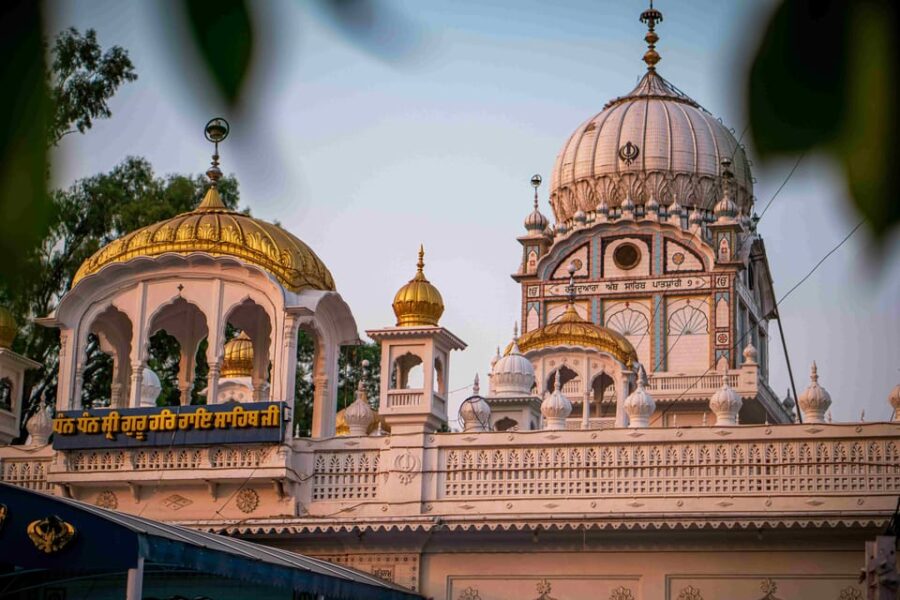 Delhi Spiritual Walking Half Day Tour