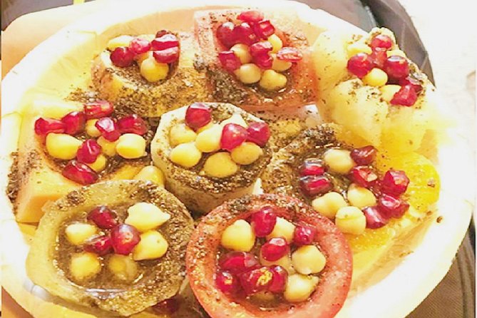 Delhi: Street Food Crawl (2 Hours Guided Food Tasting Tour)