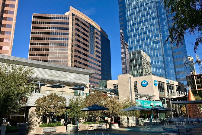 Departure Private Transfer: Phoenix to Sky Harbor Airport PHX in Luxury SUV