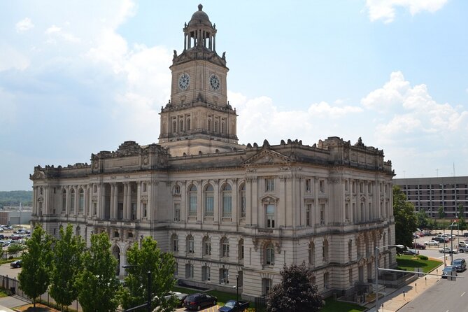 Des Moines Scavenger Hunt: City Beautiful - Overview of the Scavenger Hunt