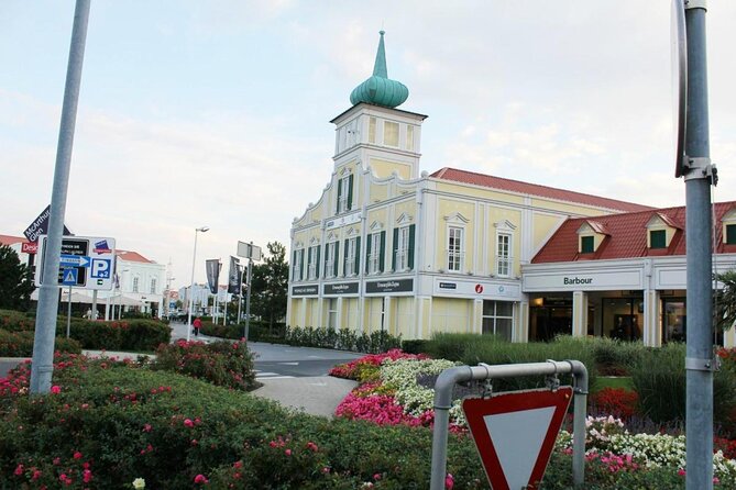 Designer Outlet Parndorf Return Shuttle Bus From Vienna