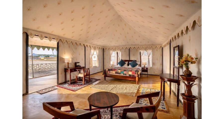 Dessert Dunes Stay With Jeep Safari on Dunes & Camel Safari