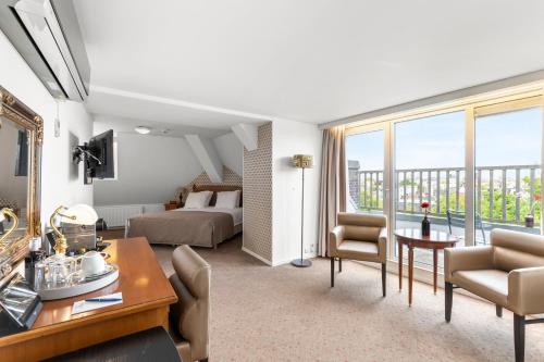 Dikker & Thijs Hotel - Hotel Overview and Location