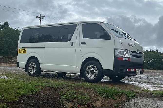 Direct Shared Shuttle From Monteverde to Tamarindo