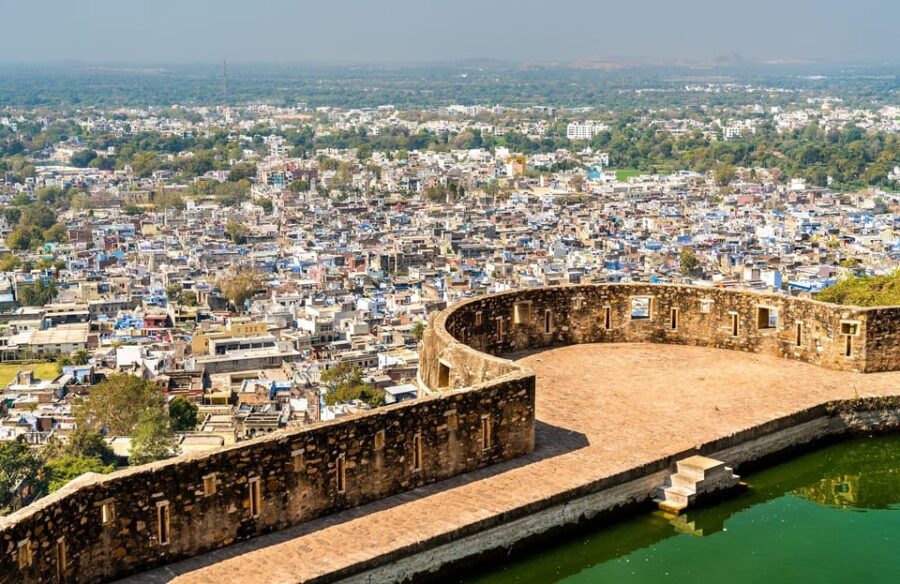 Discover the Chittorgarh Fort With Pushkar Drop From Udaipur