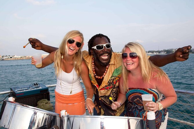 Dolphin Morning Watching & Snorkeling + Open Bar + 1 Day Hop-On Hop-Off Fun