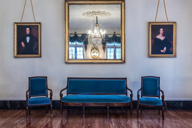 Double Plantation Tour From New Orleans: Oak Alley & Laura Plantation