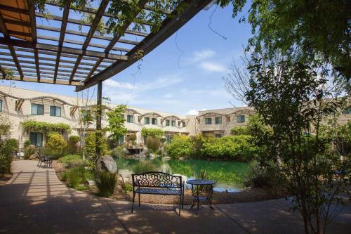 DoubleTree by Hilton Napa Valley - American Canyon - Hotel Overview