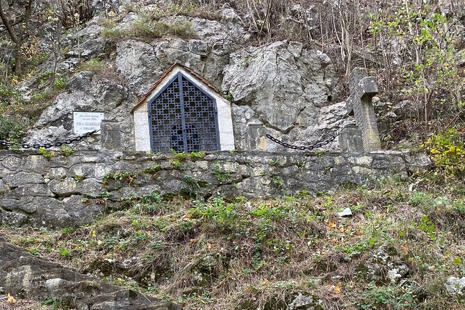 Dracula’s Tour – Vampires, Ghosts and Haunted Places in Bran