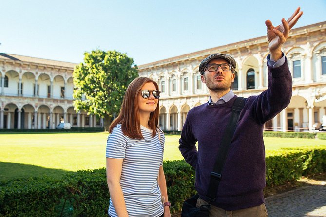 Duomo & Surroundings Private Tour With Locals