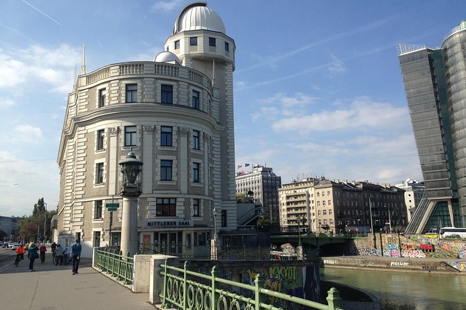 Ebike for Explorer Vienna 60MIN With Guide - Ride the Bike for the Whole Day - Overview of the Tour