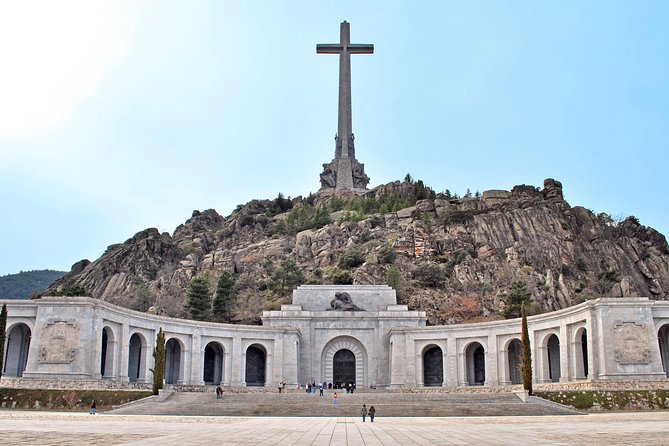 El Escorial and Valley of the Fallen Private Tour