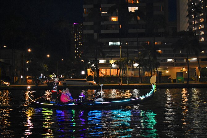 Elegant Evening Date Night Gondola Cruise in Waikiki