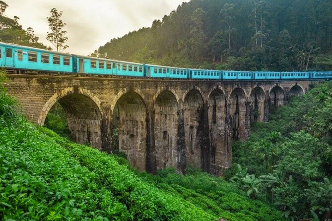 Ella Sri Lanka Sightseeing Tour by Tuk Tuk Or Mini Van
