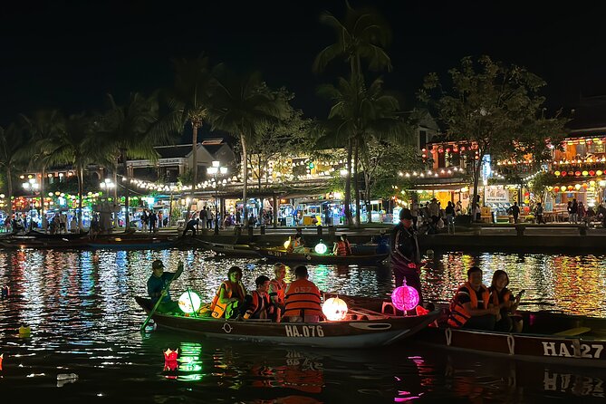Entry Ticket: 45 Minutes Traditional Boat Trip on Hoai River
