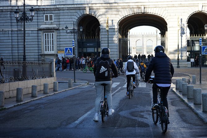 Essential Madrid Electric Bike Tour - Meeting Point and Pickup