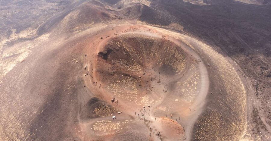 Etna South: Visit Lateral Craters