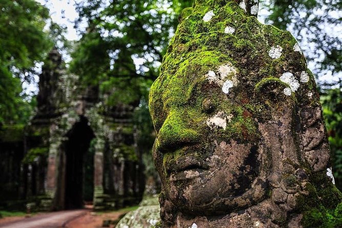 Exclusive Private Sunrise Tour of Angkor Wat With Champagne Breakfast - Tour Overview