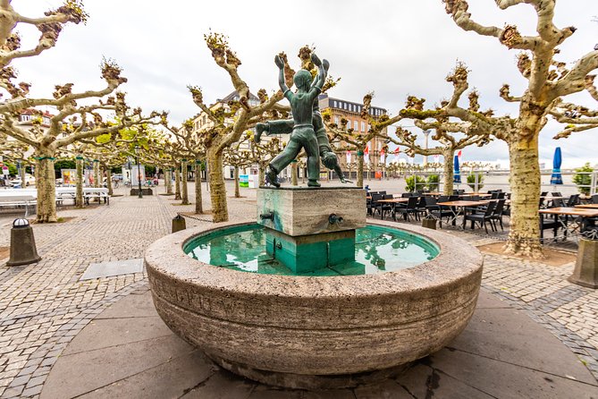 Explore Dusseldorf’S Art and Culture With a Local