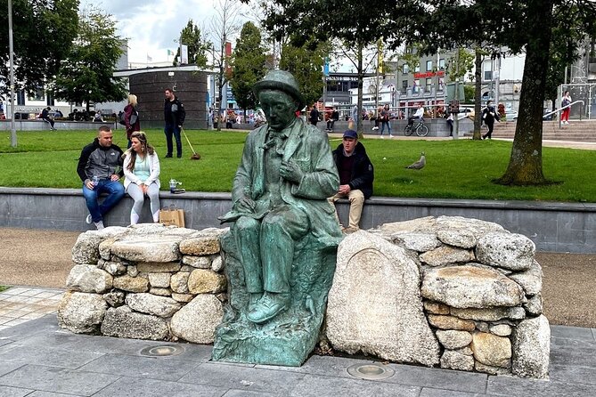 Explore Galway City Walking Tour - Browne Doorway and 14 Tribes
