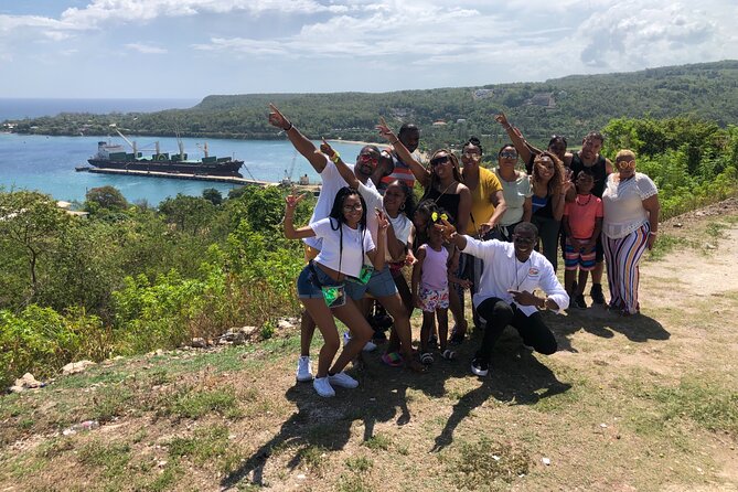 Explore Montego Bay Jamaica Tour to Dunns River Falls