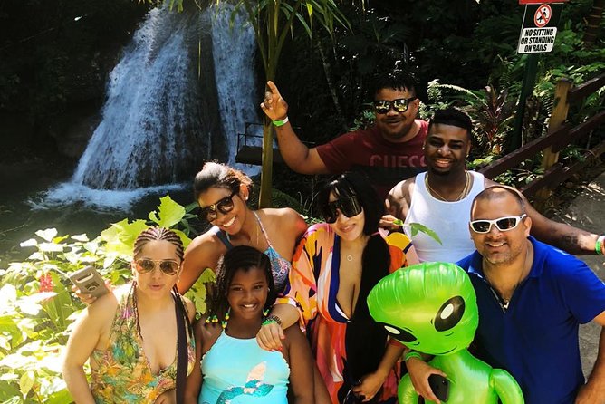 Explore Scenic Tropical Waterfalls at Blue Hole
