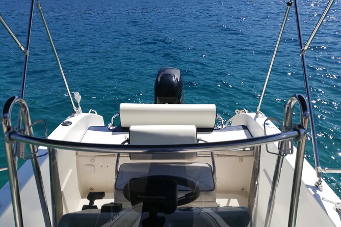 Explore the Beauties of the Island of Brač and Šolta by Bellingardo Boat – License Required