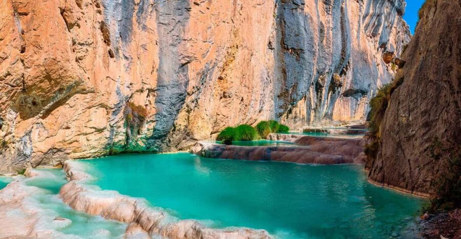 Explore the Magic of Ayacucho: Ecotourism in Turquoise Waters and Vilcashuamán