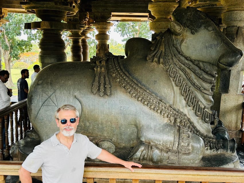 Explore UNESCO Sites Belur & Halebidu + Shravanabelagola