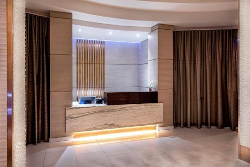Fairfield Inn & Suites By Marriott New York Manhattan/Times Square - Convenient Location Amidst Iconic Sights