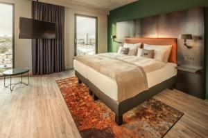 Fender Amsterdam, an IHG Hotel - Location and Accessibility