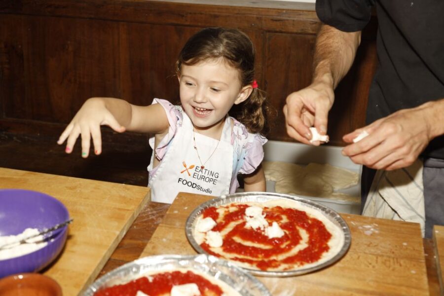 Florence: Pizza and Gelato Cooking Class