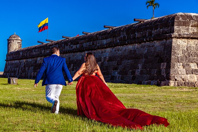 Flying Dress Photo Session in Cartagena
