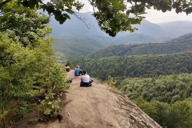 Forest Trails & Legends: Rasnov Hike to Breathtaking Views - Meeting and Pickup Details